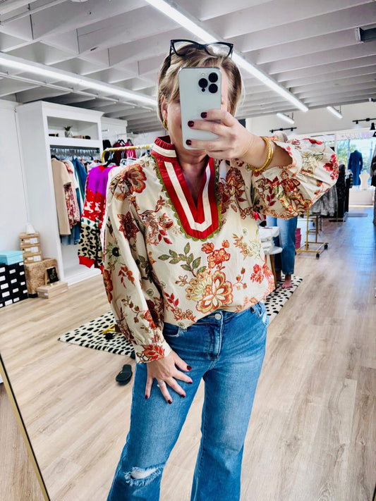 She’s Got Time Ecru Floral 3/4 Top