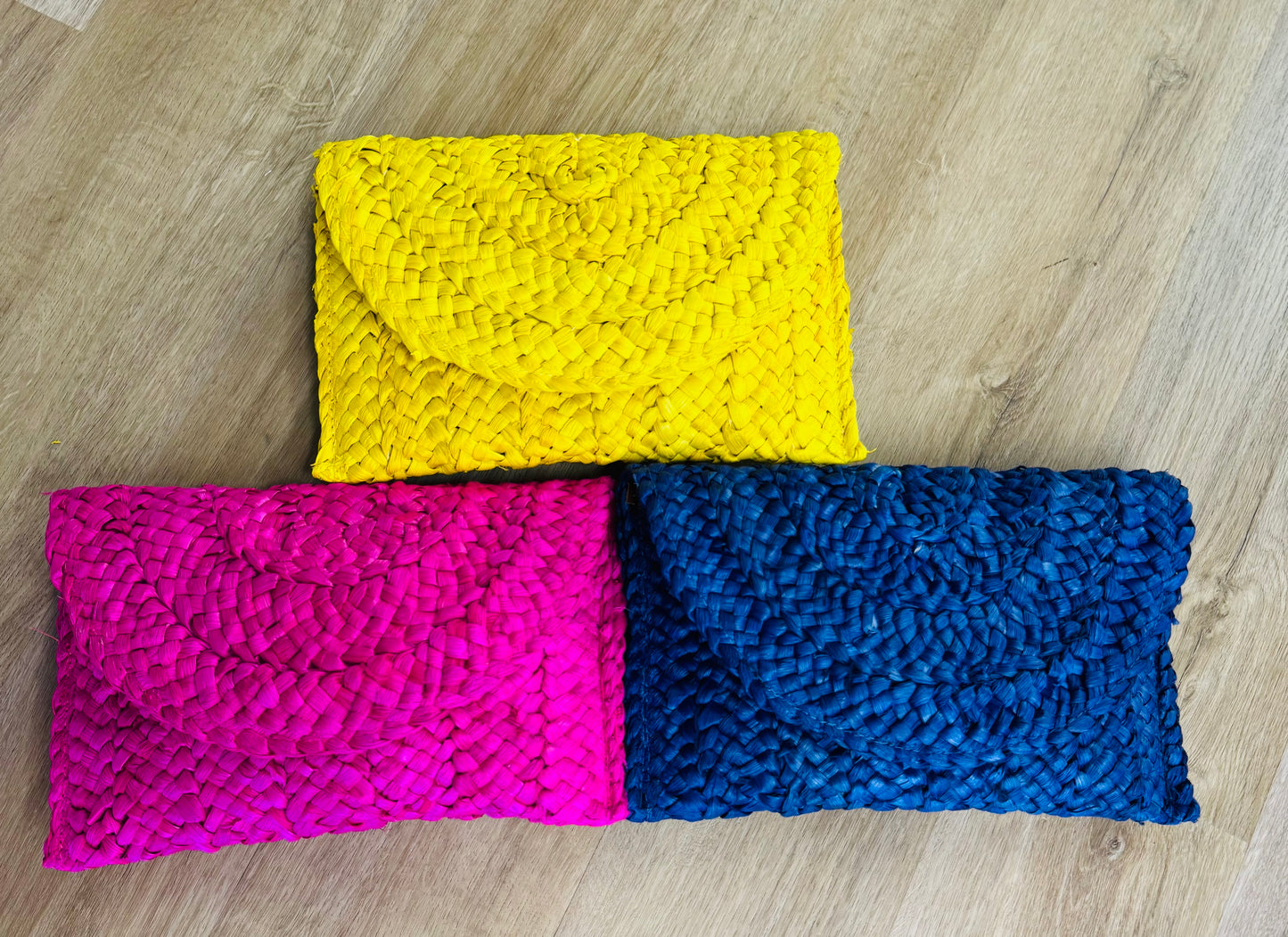 The Maribel Straw Clutch