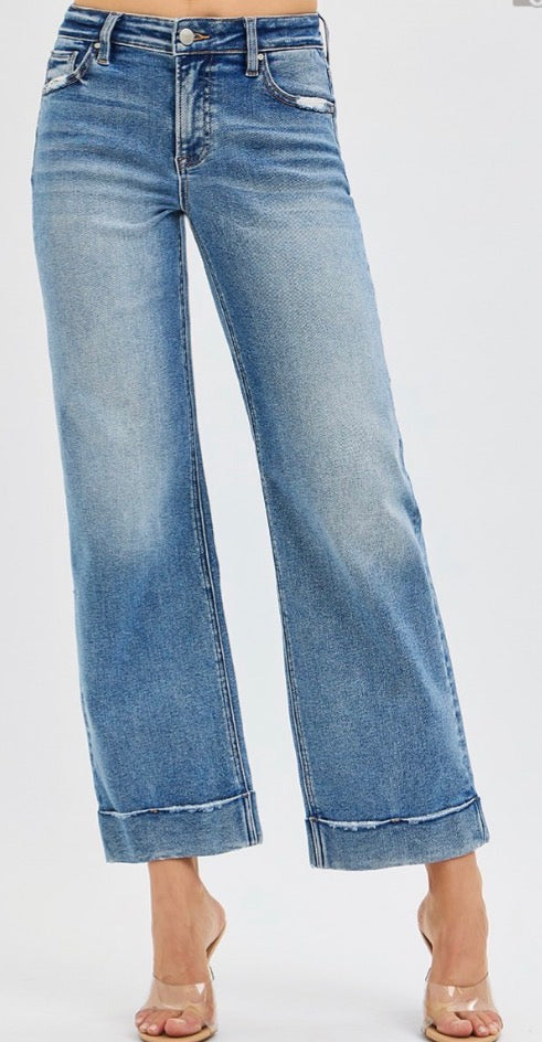 The Taylor Mid-Rise Crop Jean