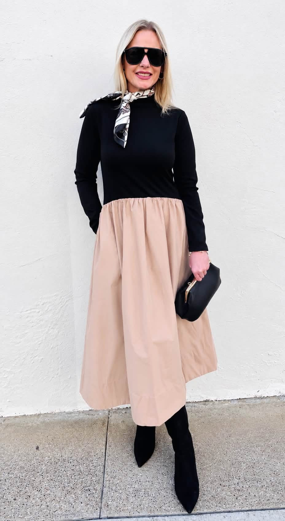 Madison Brunch Midi Dress -Black