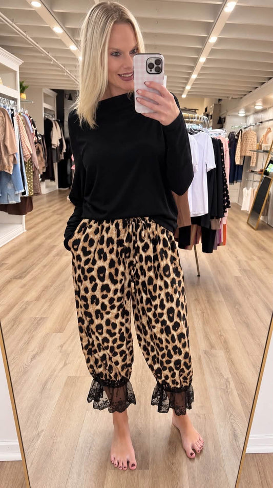 Elastic Waist Leopard Bloomer