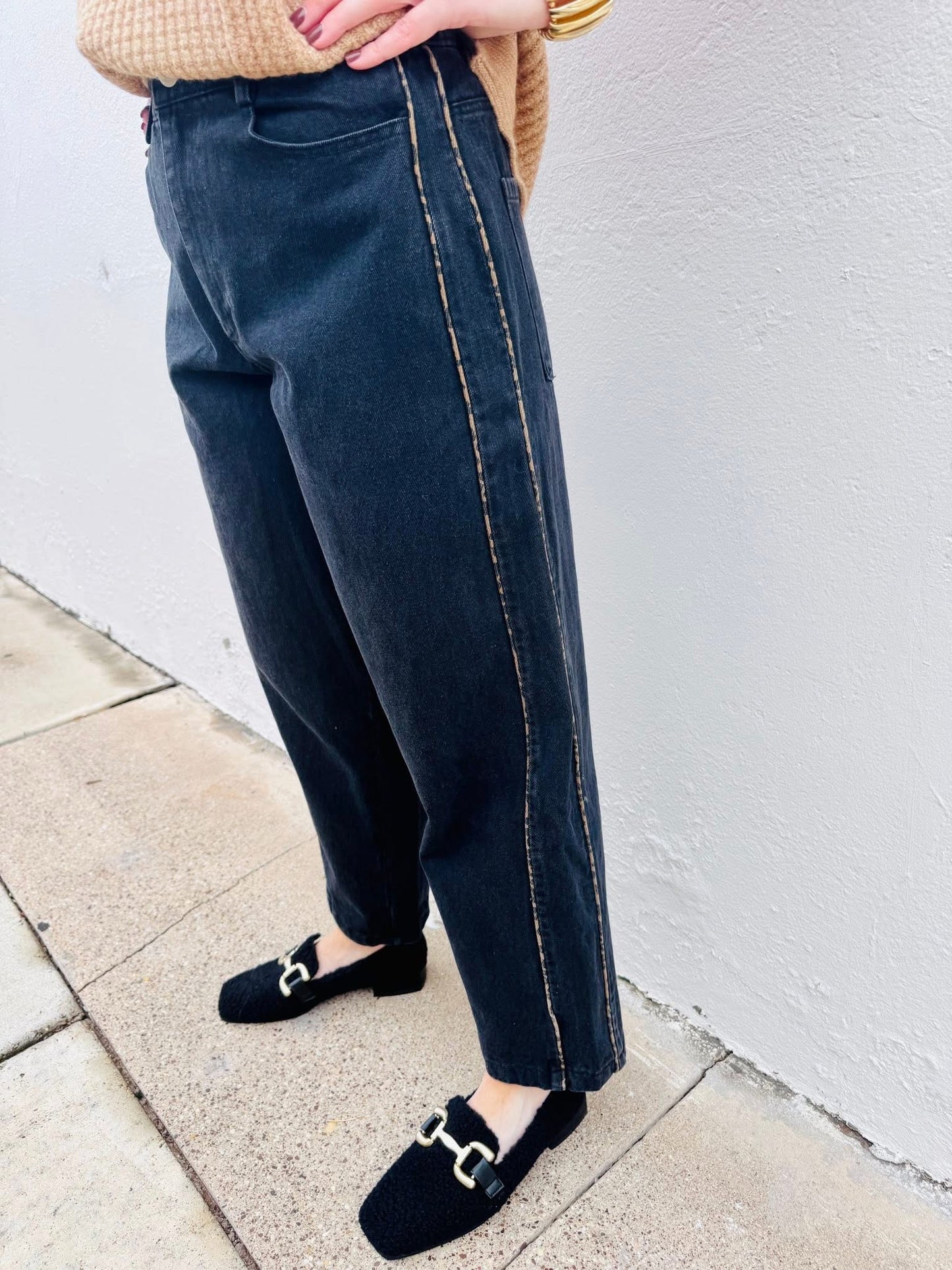 Leopard Print Piping Barrel Jeans
