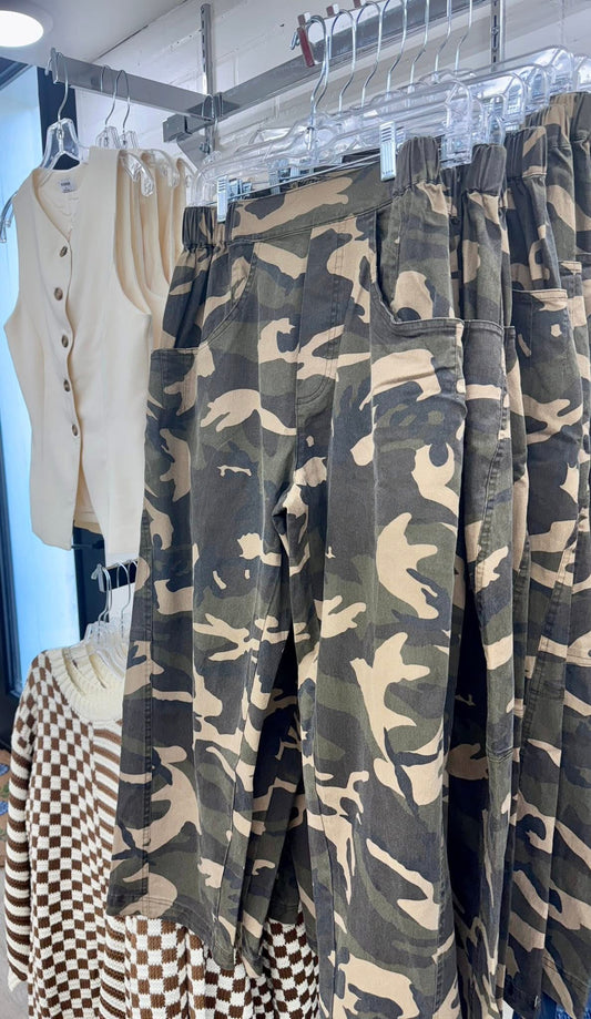 Just Outdoorsy Camo Pants