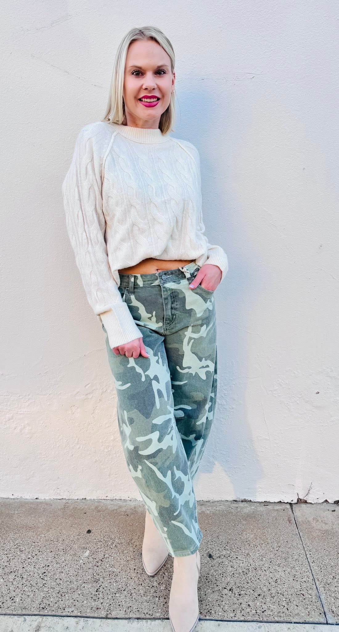 High-Rise Camo Printed Barrel Jn