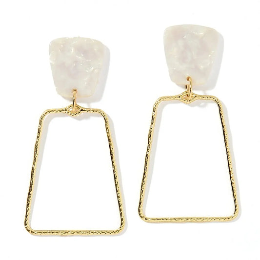 Kaelyn Pearl Earrings