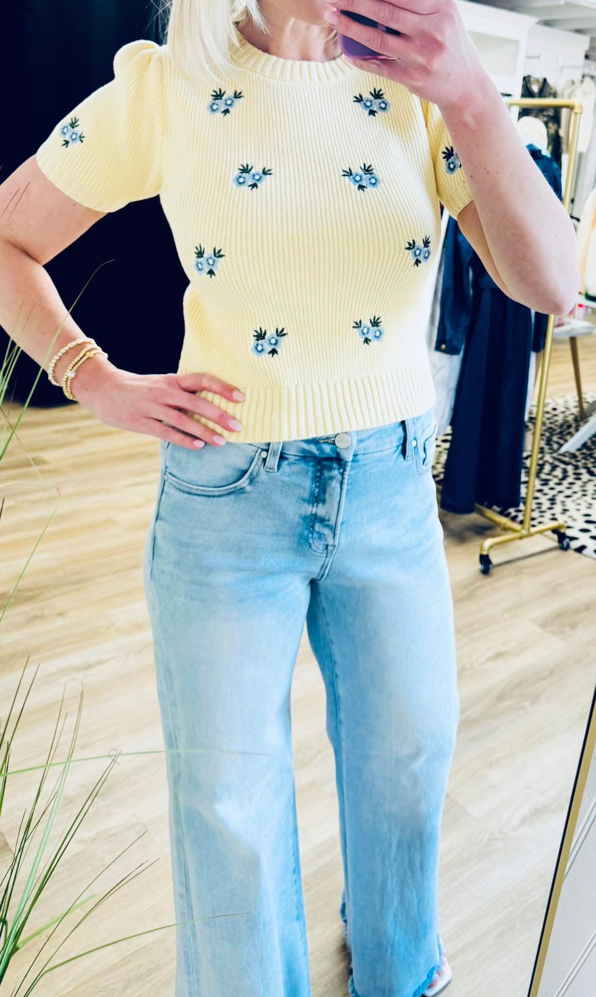 Floral Print Short Sleeve Sweater