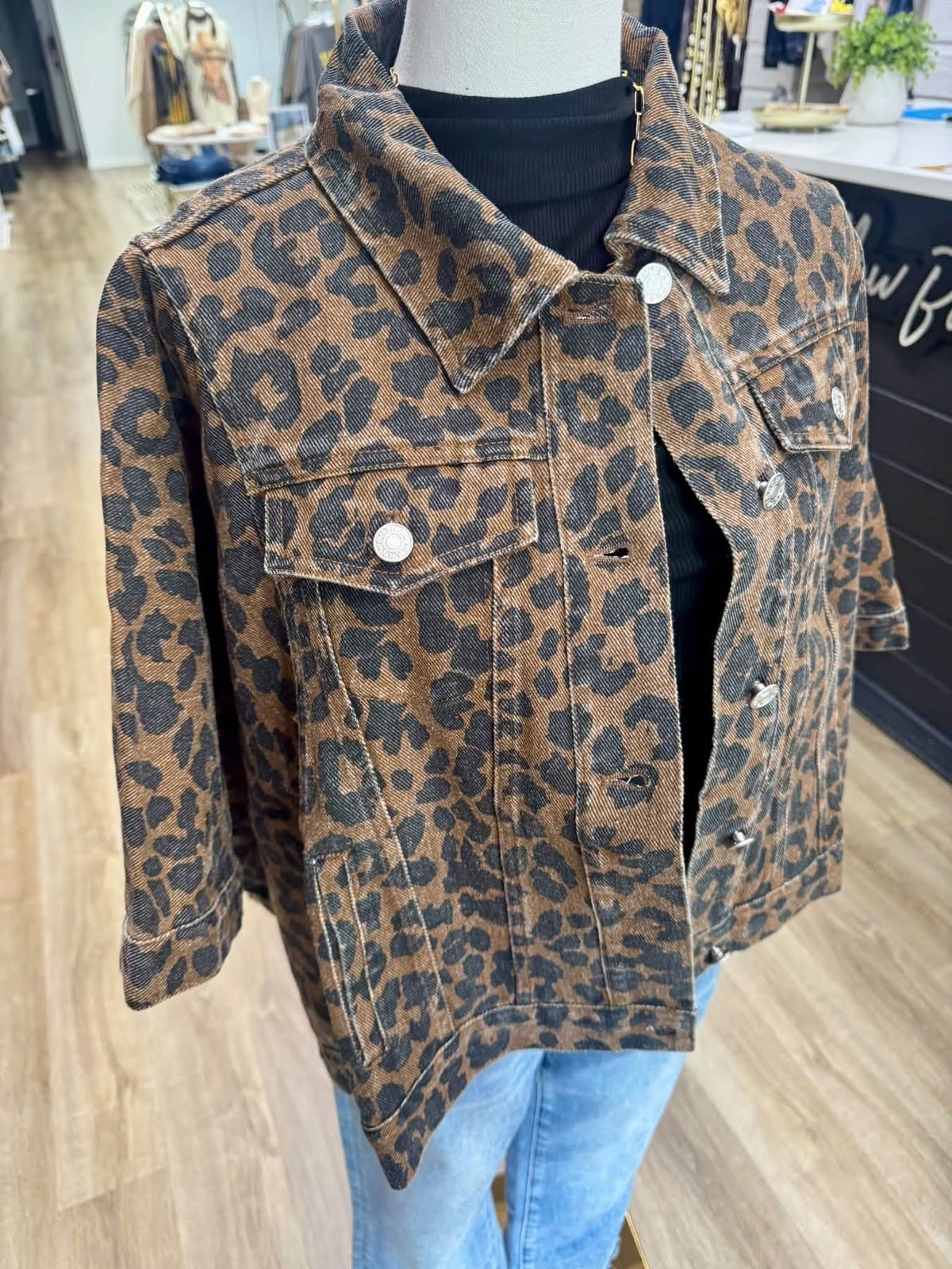 Kit Leopard Poncho Jacket