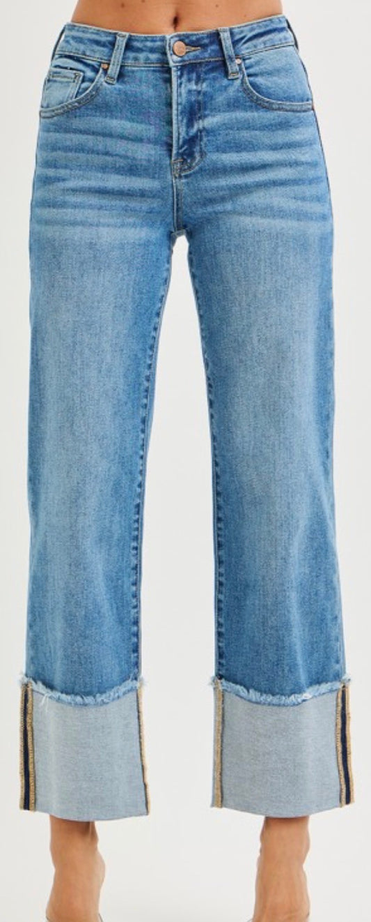 Off The Cuff Mid-Rise Cropped Jn